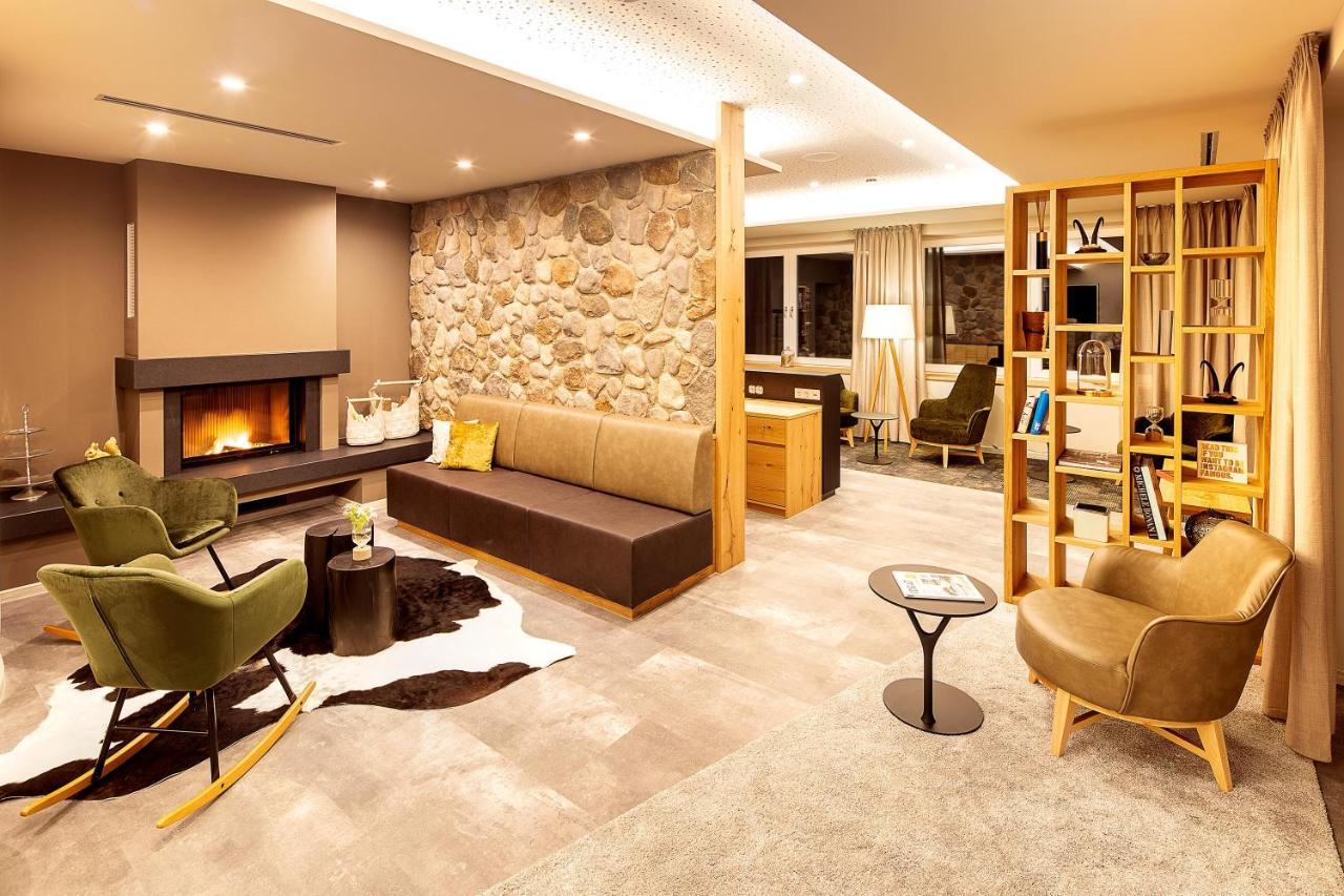 Hotel Kuehberg โอเบอร์สทดอร์ฟ ภายนอก รูปภาพ