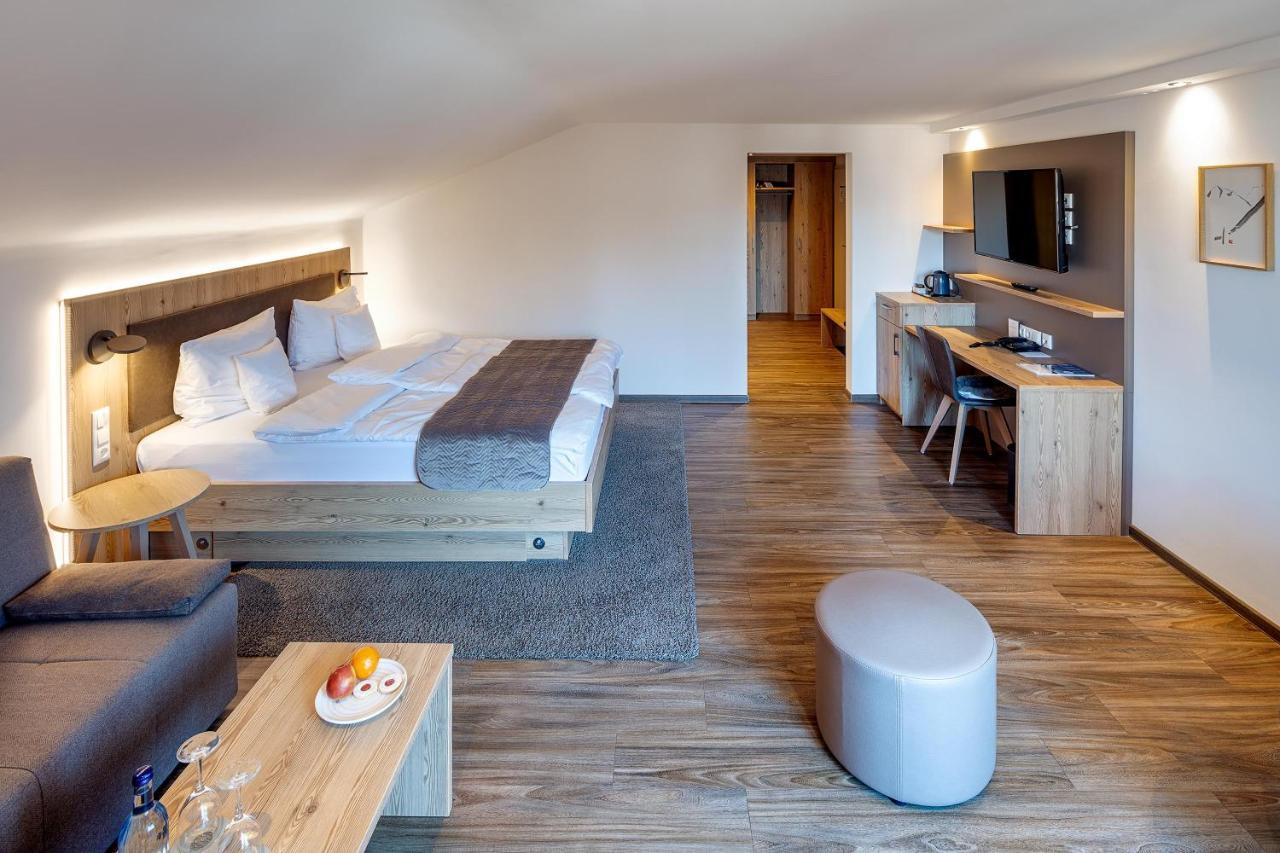 Hotel Kuehberg โอเบอร์สทดอร์ฟ ภายนอก รูปภาพ