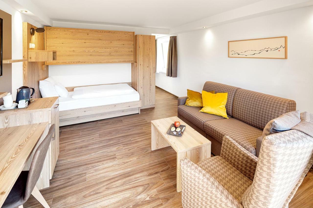 Hotel Kuehberg โอเบอร์สทดอร์ฟ ภายนอก รูปภาพ