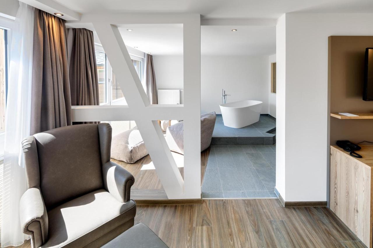 Hotel Kuehberg โอเบอร์สทดอร์ฟ ภายนอก รูปภาพ